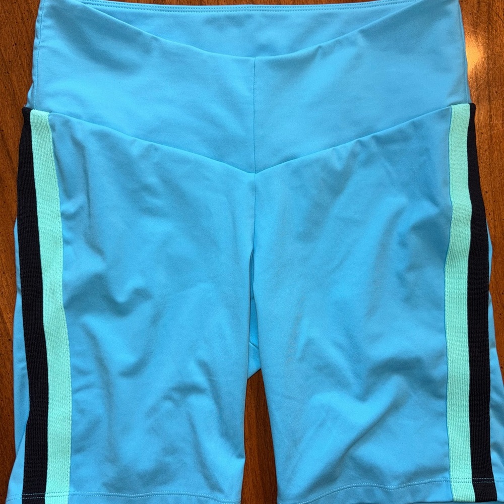 New Balance x Staud Biker Shorts Size Medium - Picture 5 of 10